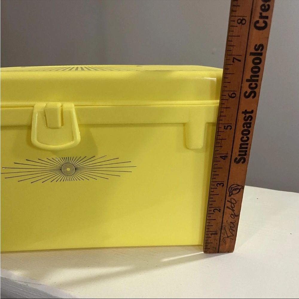 Vintage 1960s Atomic Starburst Yellow Sewing Box MCM Craft Storage Retro Decor - Picture 11 of 14